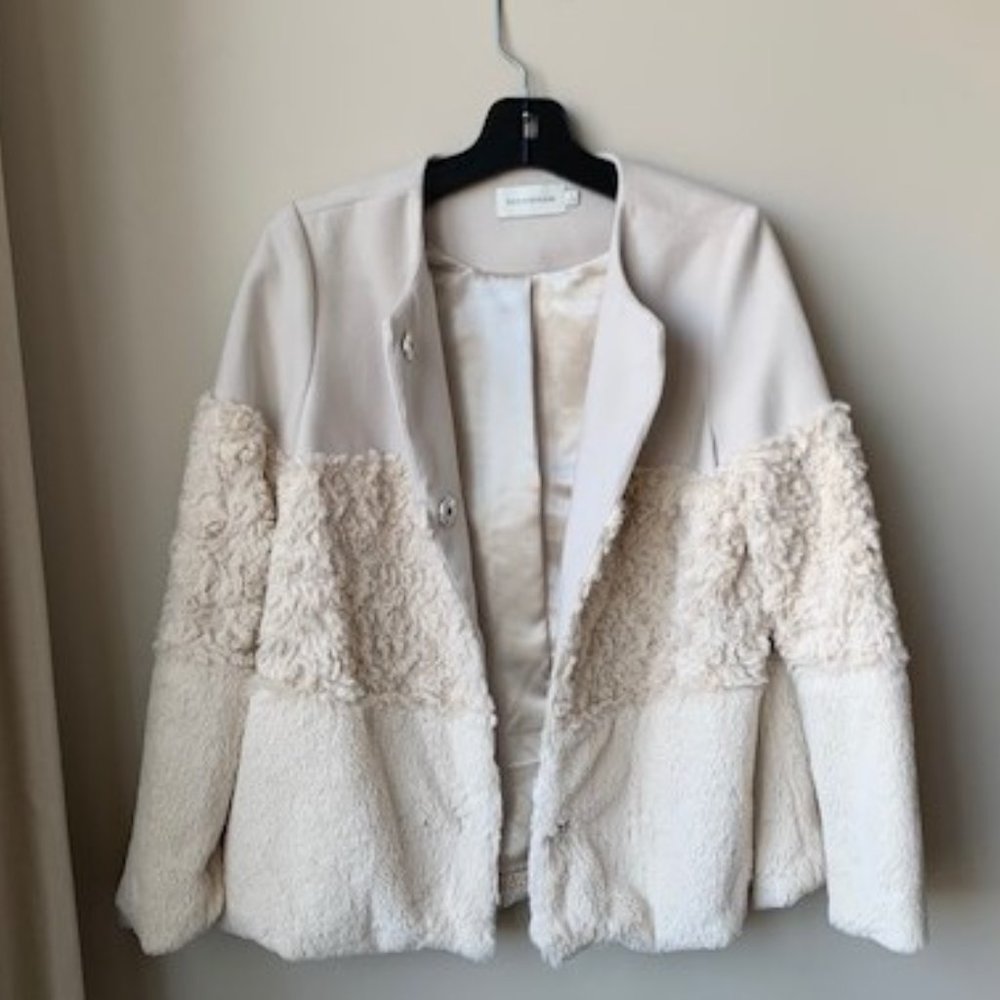 Beautiful Jacket by Paraphrase - Picture 2 of 4